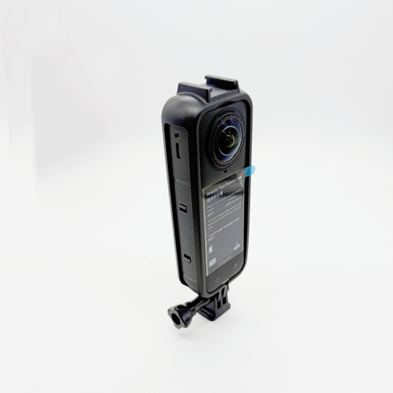 Custodia protettiva in plastic - Camera Cold Shoe recensione e prezzo